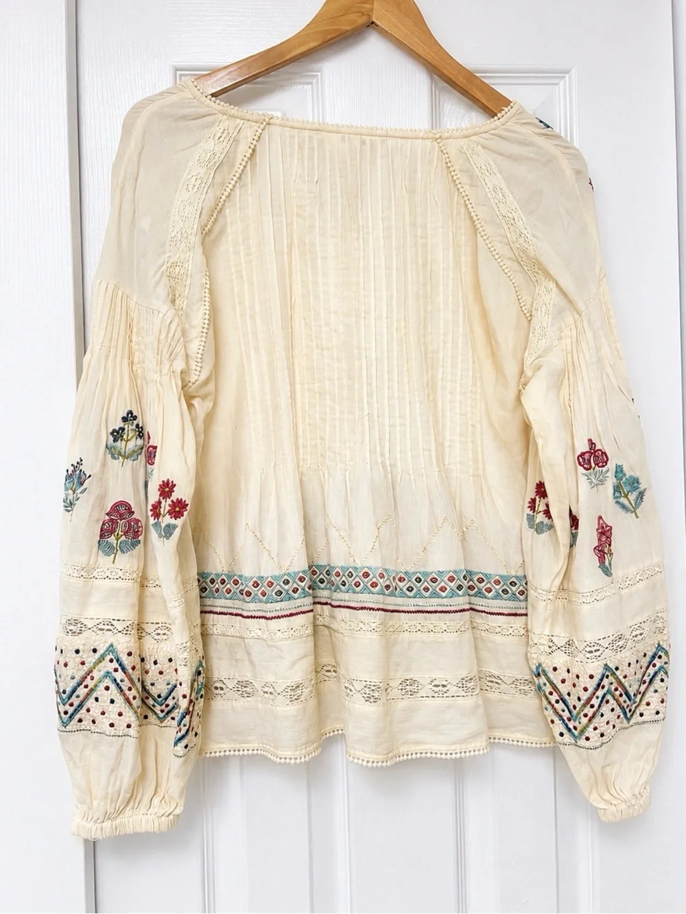 By Anthropologie Kayla Top Small Boho Peasant Lace Embroidered Puff Sleeve Shirt